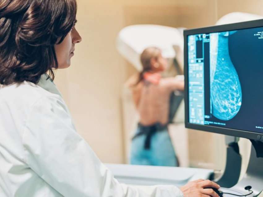 Cila është mosha e duhur? 3 pyetjet më të rëndësishme para se të bësh një mamografi