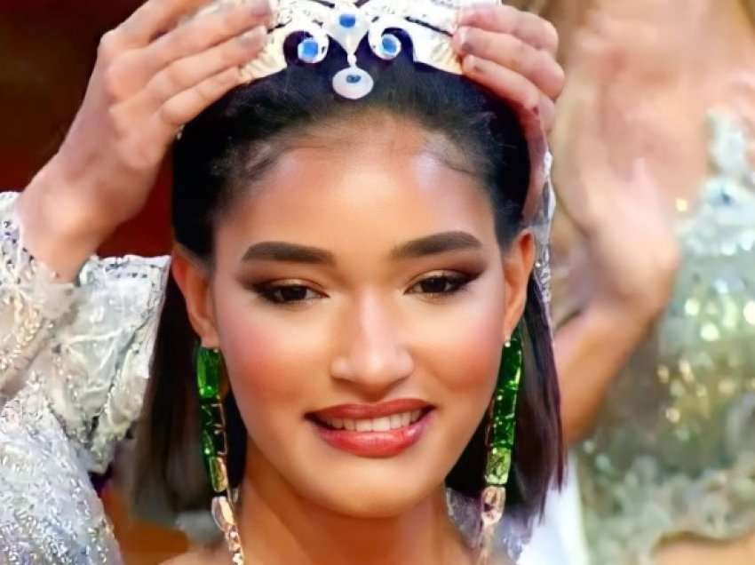 Anabel Payano nga Republika Domenikane shpallet “Miss Globe 2022”