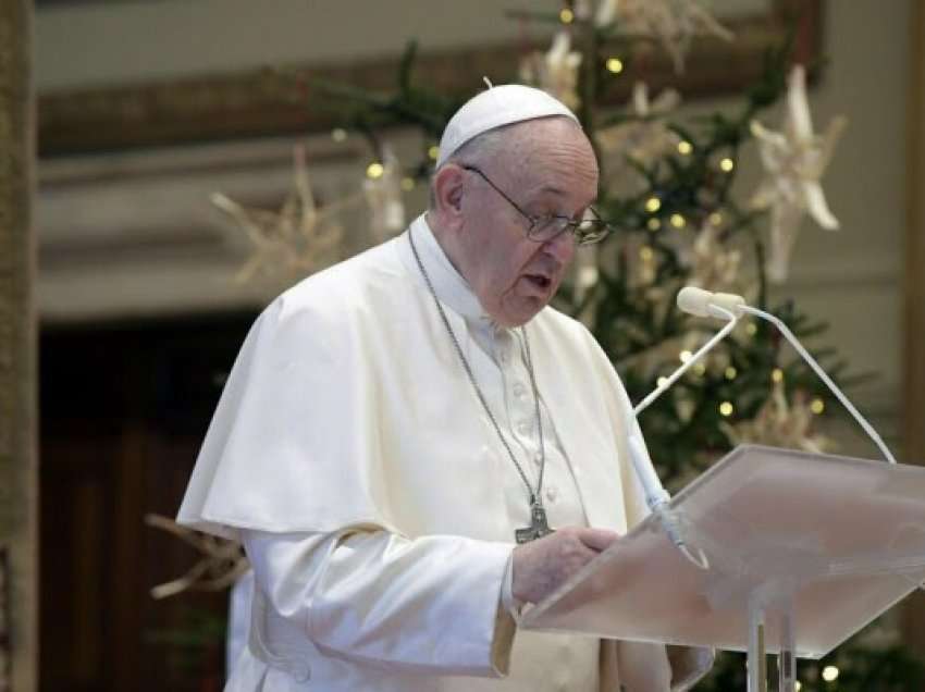 ​Papa Françesku: Në emër të Zotit, jepini fund çmendurisë së luftës