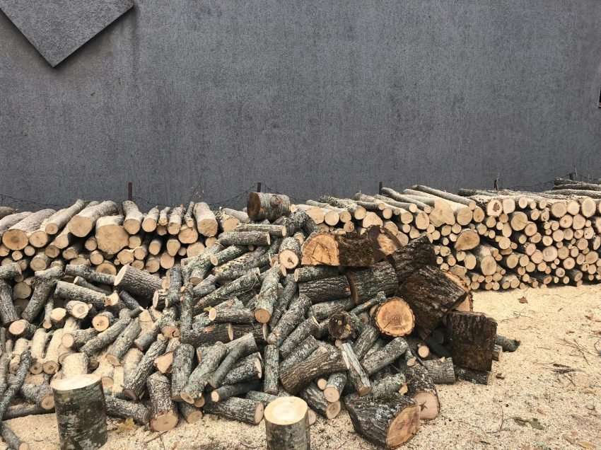 Sipas ASK-së, në Prishtinë metri i druve po shitet për 67 euro