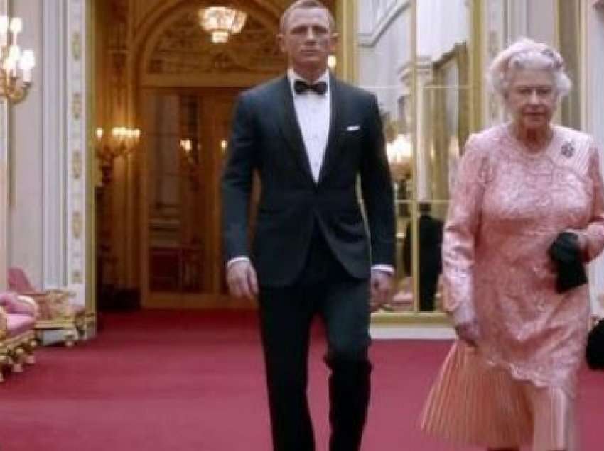 Daniel Craig merr të njëjtin nder si James Bond