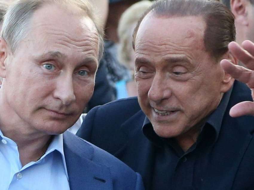 ​Putin i dhuron vodkë Berlusconi-t, KE thotë se u shkelën sanksionet