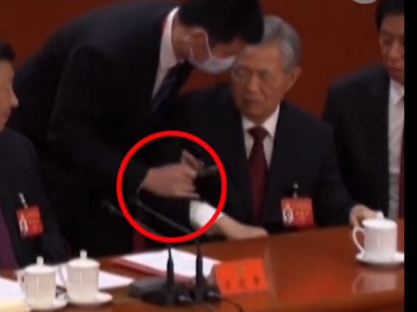 Ngjarje e çuditshme në Kongresin e Partisë Komuniste të Xi, Kina censuron pamjet