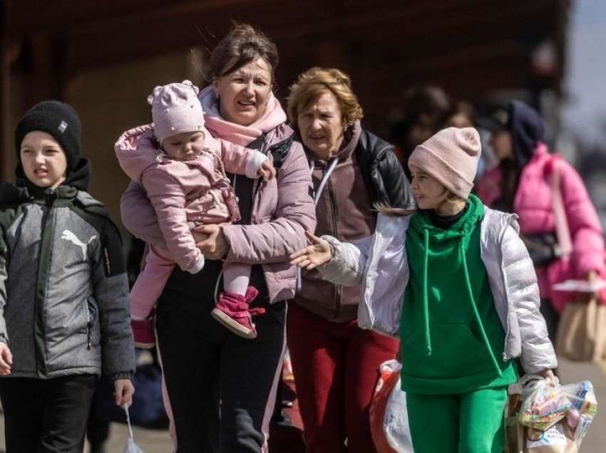 Më shumë se 70 mijë njerëz u larguan nga Khersoni javën e kaluar