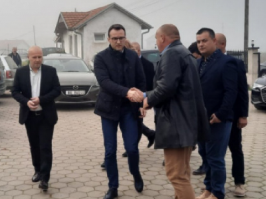 Petkoviq ia arrin të hyjë në Kosovë