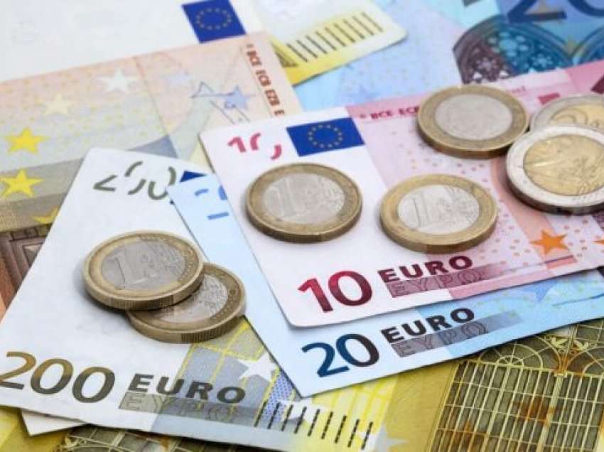 100-shja dhe 2-shja më të falsifikuarat, nga cili shtet vijnë paratë false në Kosovë