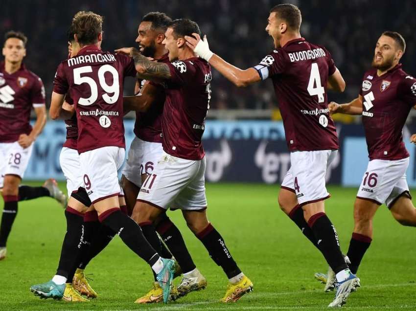 Milani për tre minuta pëson dy gola dhe mposhtet në Torino