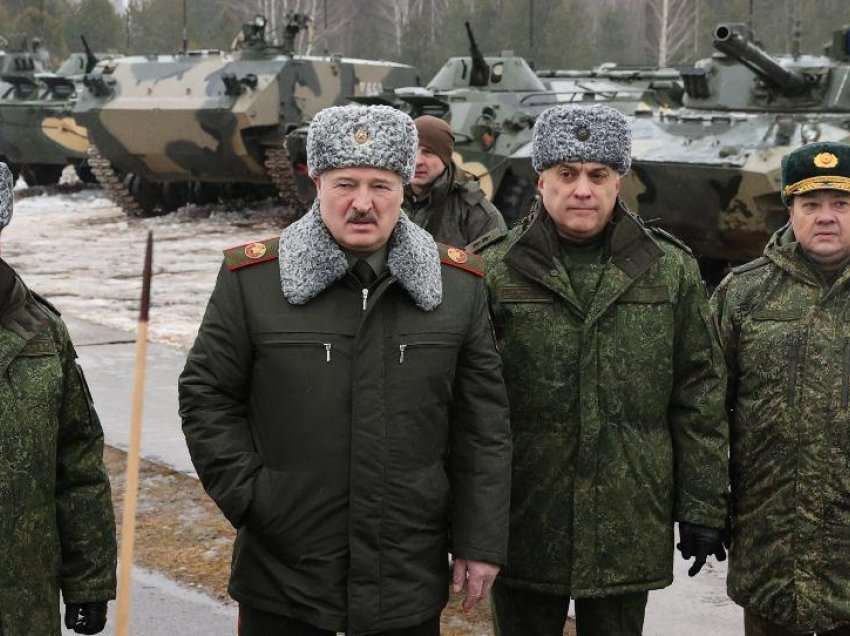 Analizë: Pse ushtarët bjellorusë po luftojnë për Ukrainën - pavarësisht se Lukashenko është një 