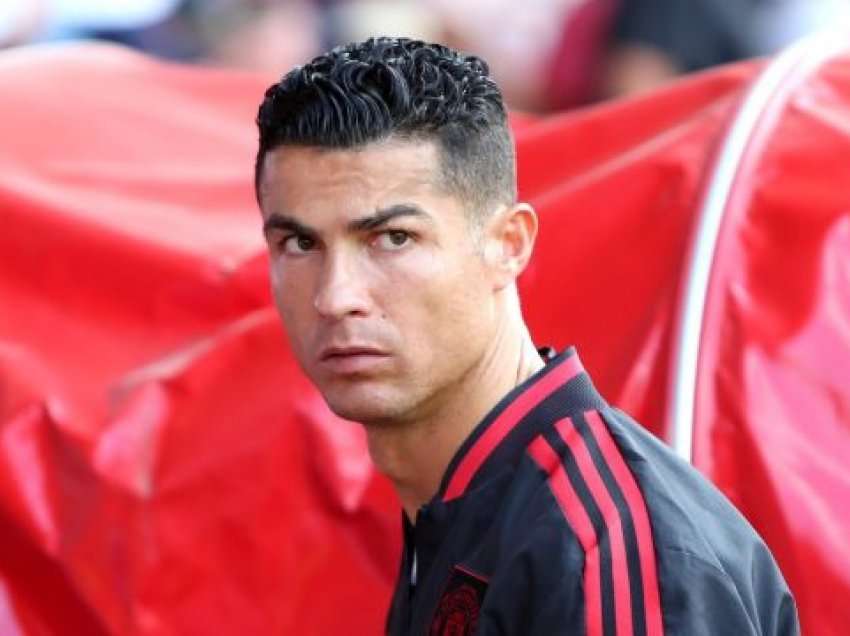 Ronaldo do të mbetet në Man Utd, së paku deri në janar
