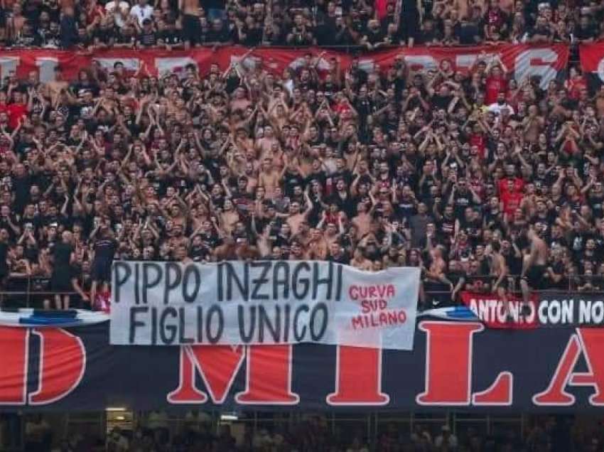Tifozët e Milanit shkojnë larg me banderolën për trajnerin e Interi