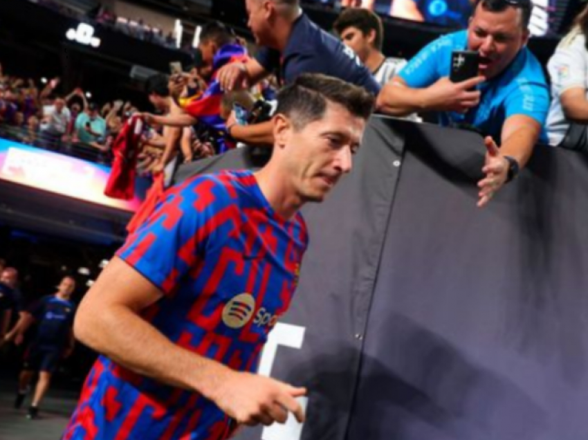 Lideri i ri në “Camp Nou”, Lewandowski ka nënshkruar një klauzolë të veçantë me Barçën