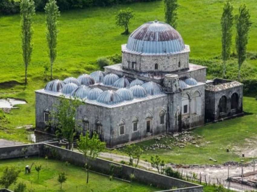 Nis restaurimi i Xhamisë së Plumbit/ Rama: Një nga më origjinalet në botë