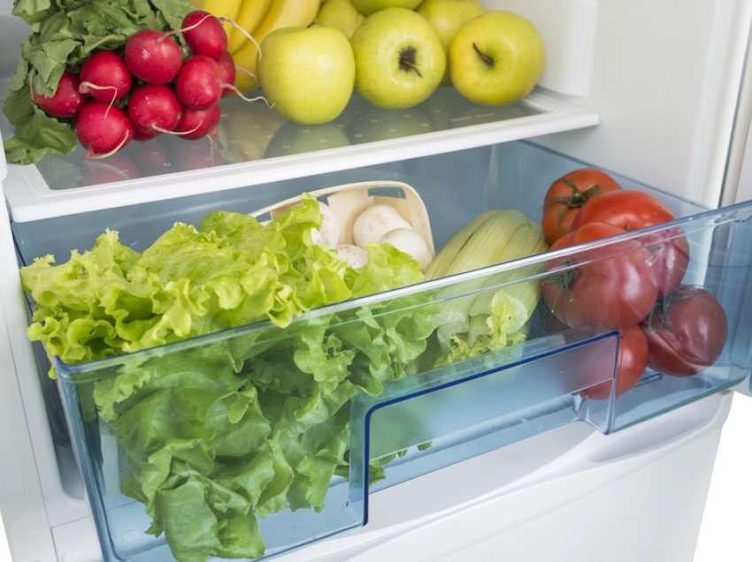 Ushqimet që nuk duhet të vendosen në frigorifer