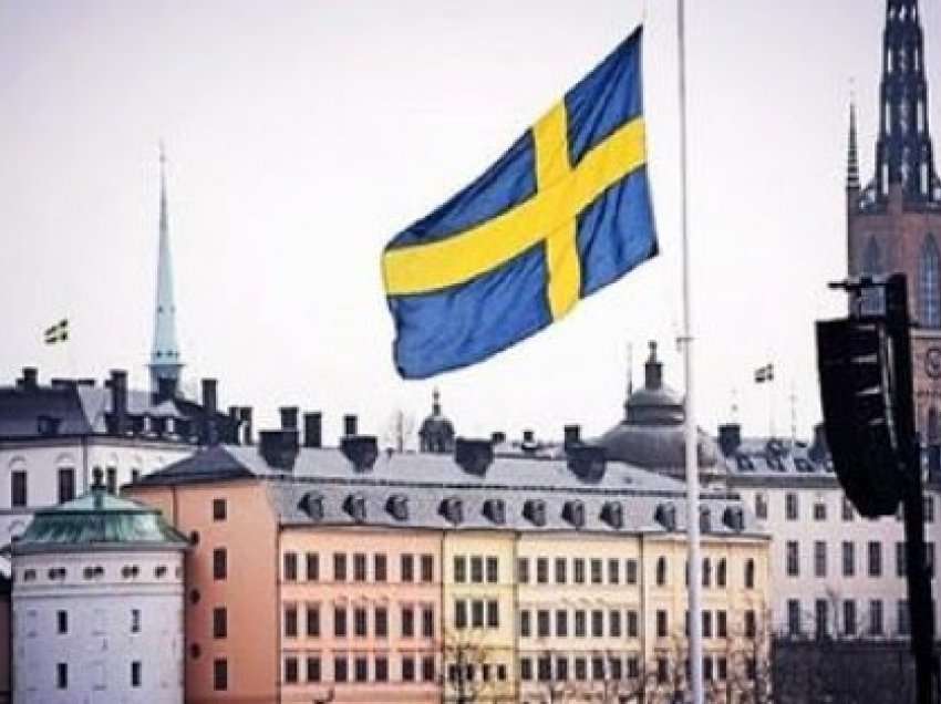 ​Exit polls: E majta ka një epërsi të lehtë ndaj së djathtës në Suedi