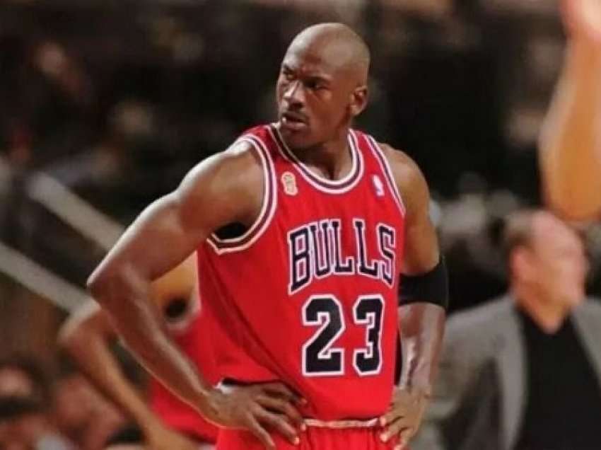 Fanella e Michael Jordan shitet për 10.1 milionë