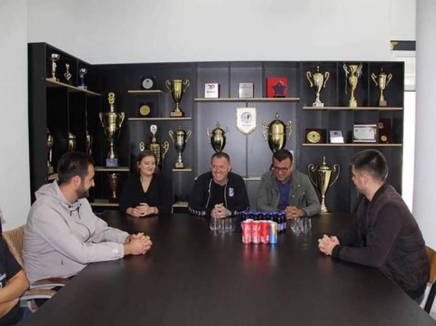 Kryetari i komunës së Istogut shpreh përkrahjen për kampionen e Kosovës