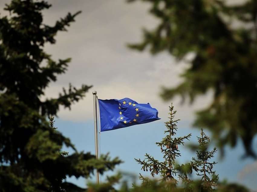 Lajme të mira nga BE-ja për shtetasit e Kosovës/ Regjimi i vizave do të hiqet në fund të tetorit apo më së largu deri në Krishtlindje?! 