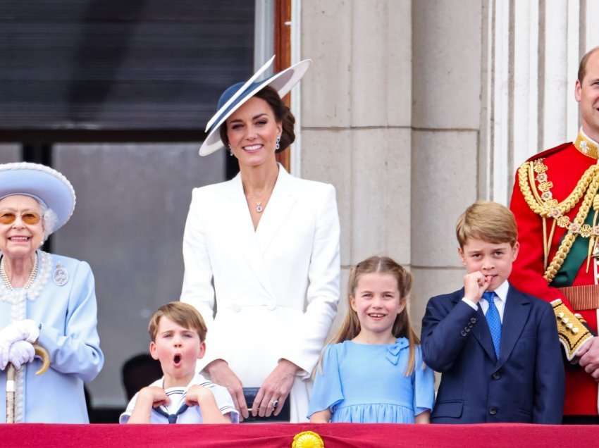 Kate Middleton dhe Princ William po mendojnë të marrin George dhe Charlotte në funeralin e Mbretëreshës Elizabeth