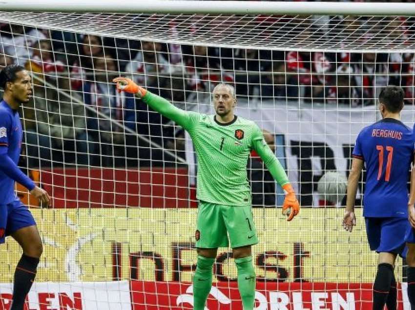 Portieri 38-vjeçar debutoi me Holandën