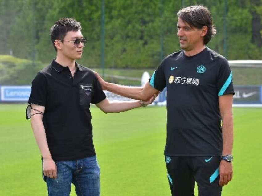 Zhang konfirmon trajnerin