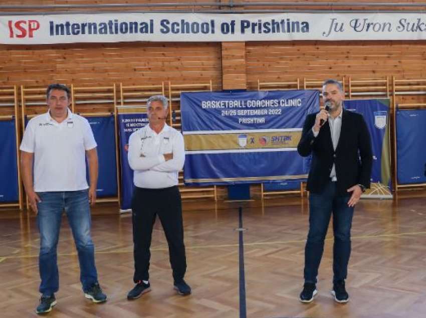 Mahmuti dhe Toijala ligjërojnë para trajnerëve të Kosovës