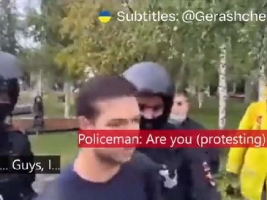 Edhe kjo i ndodhë rusëve, arrestojnë në Moskë të riun që mbështet pushtimin e Ukrainës