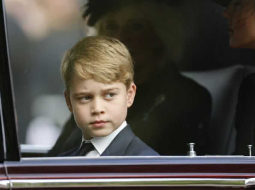 Princi George paralajmëroi shokët e klasës: Kini kujdes, babai im do të bëhet mbret