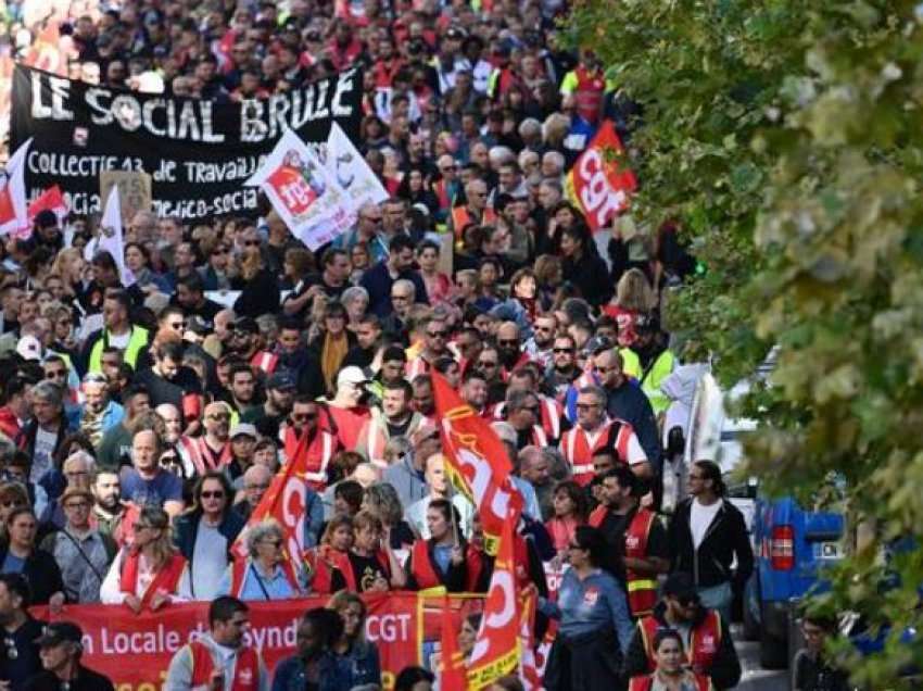 Mijëra francezë protestojnë kundër çmimeve të larta dhe reformës së pensioneve