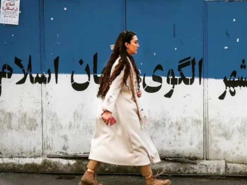 Kreu i drejtësisë në Iran kërcënon gratë që dalin pa hixhab