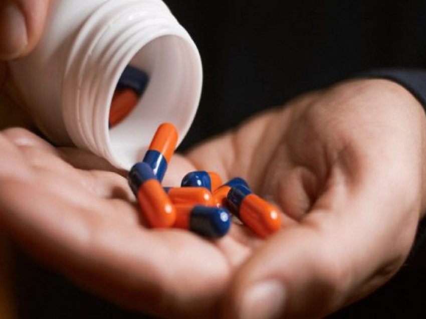 5 efektet e dëmshme të tejkalimit të antibiotikëve
