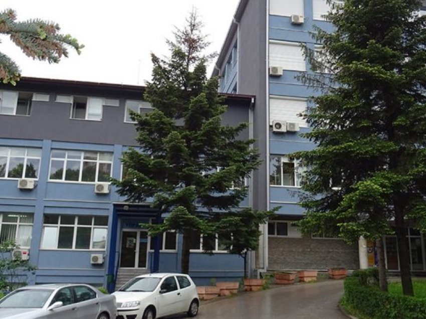 Gjashtë vjeçarja që ndërroi jetë në Spitalin e Manastirit ka qenë e infektuar me COVID-19, thuhet në raportin e ekspertëve