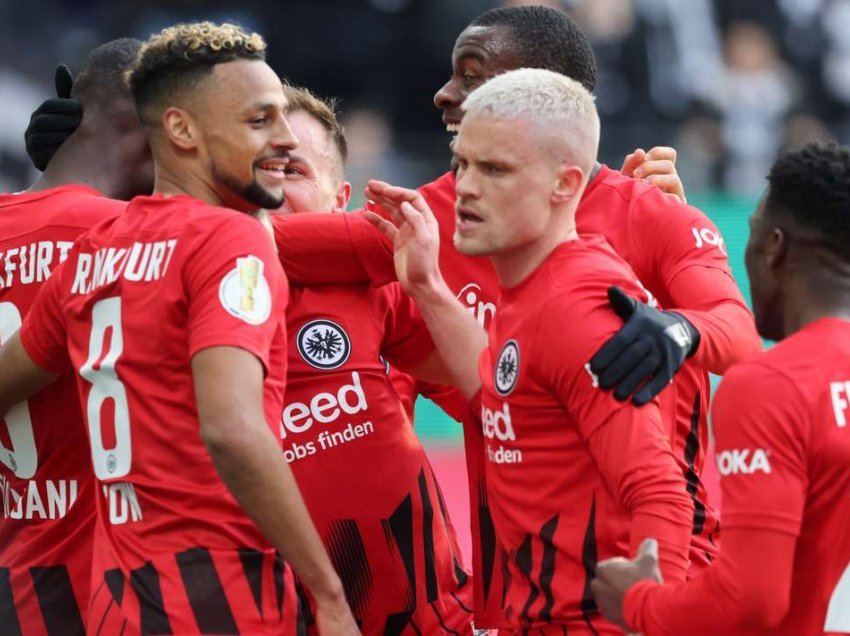 Eintracht Frankfurt në gjysmëfinale 