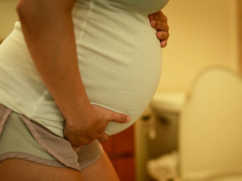 A janë sekrecionet e verdha në shtatzëni një shkak për shqetësim?