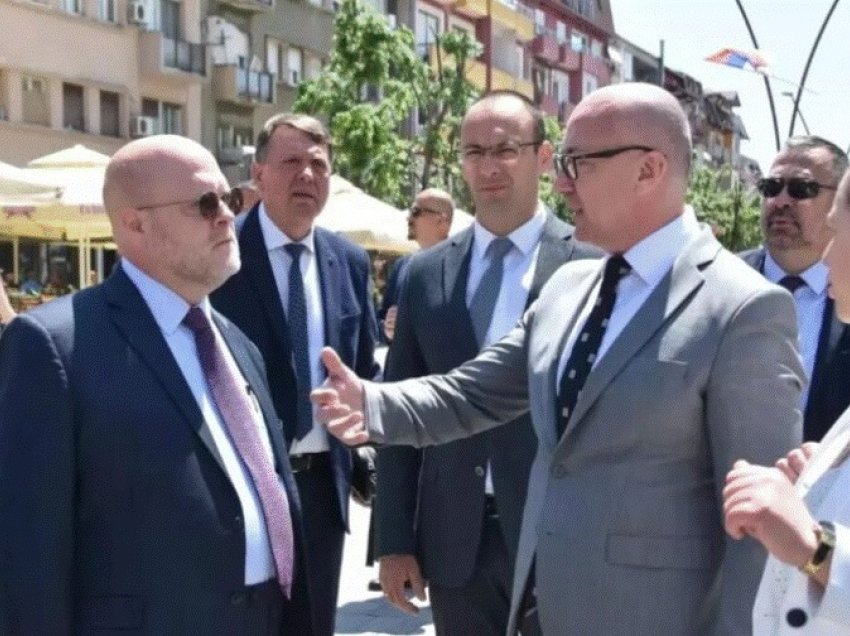 Listës Serbe s’i pëlqeu reagimi i ambasadorit Hovenier për plagosjen në veri