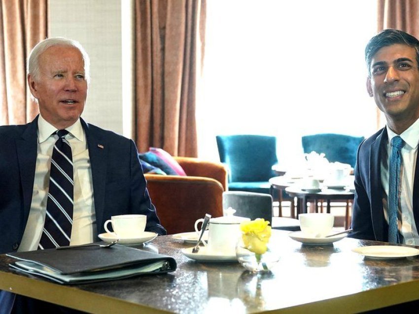 Vizita historike, Biden dhe Sunak zhvillojnë bisedime në Belfast