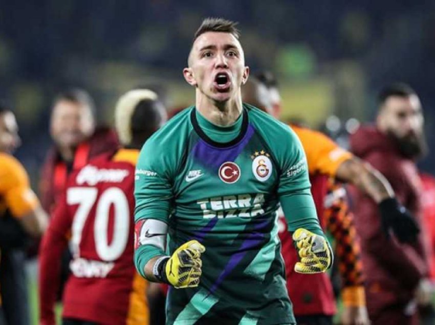 Galatasaray në sulm për portierin që shkëlqeu në Botëror