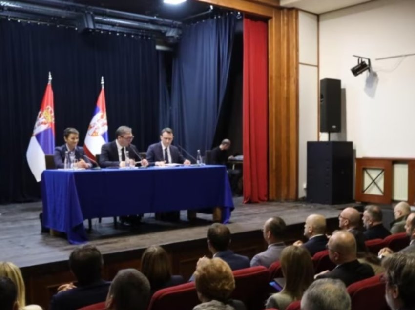 VOA: Vuçiç kërkon themelimin e Asociacionit, shtohen zërat që kërkojnë shtyrjen e zgjedhjeve në veri