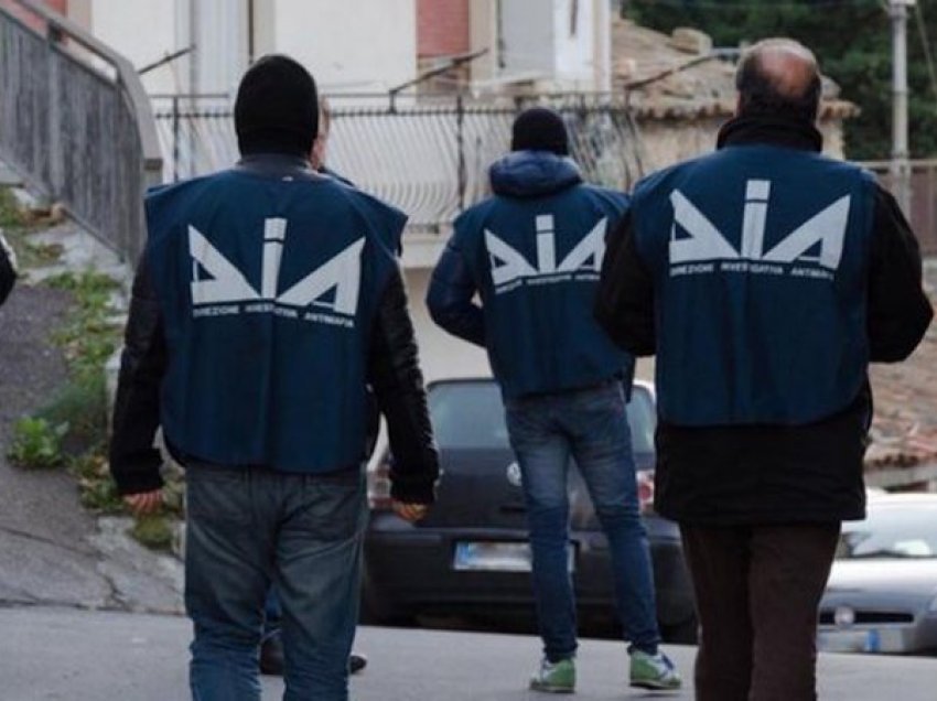 “Droga nga Shqipëria hyn në Itali “falë” Brindisit”/ Media italiane publikon raportin e Antimafies