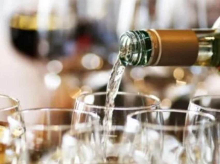Shkencëtarët zbulojnë përse njerëzit e dehur me alkool bëhen “të këqinj”
