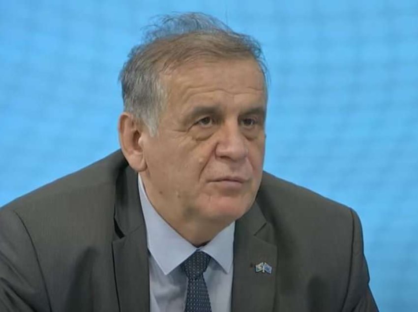 Betimi i 4 kryetarëve në veri, Nexhmedin Spahiu: E pakuptimtë të bëhet jashtë komunave