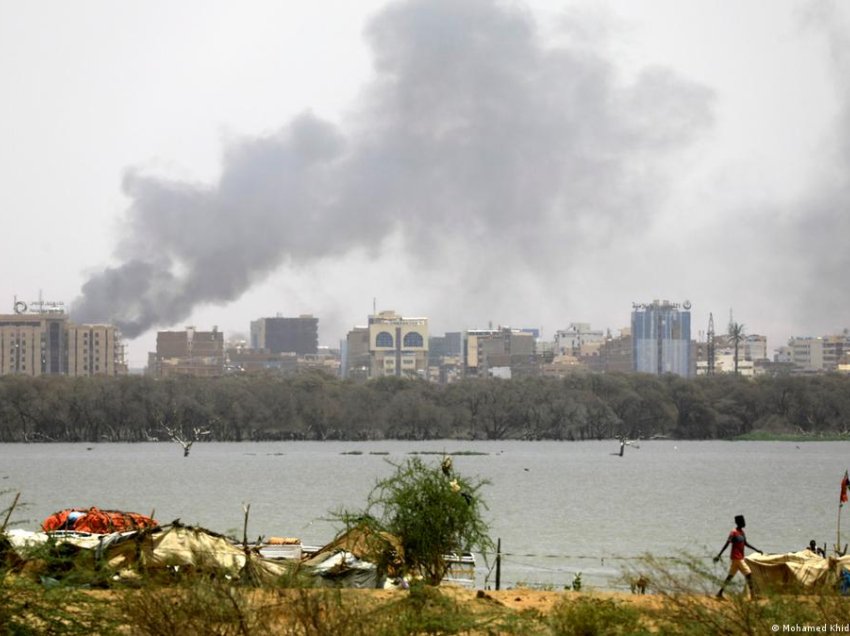 Përleshjet e vazhdueshme në qendër të Khartoum, situata vazhdon të përshkallëzohet