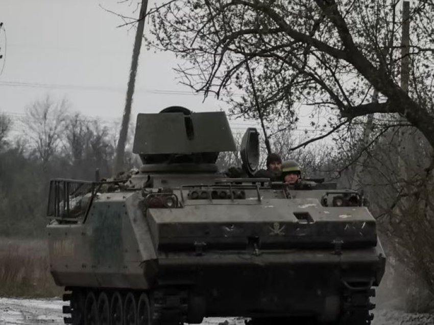 Pozicionimi i trupave ukrainase nxit spekulimet për fillimin e kundërofensivës ndaj Rusisë