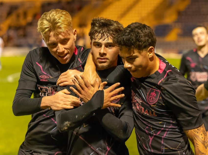 Magjia e talentit të Shpresës së Shqipërisë i jep fitoren Burnley-t U-21