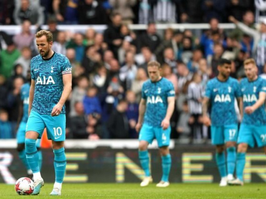 Lojtarët e Tottenhamit u kërkojnë falje tifozëve 