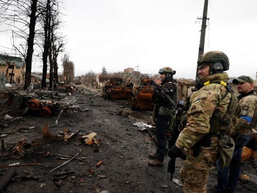 Trupat ruse bombardojnë tetë rajone në Ukrainë
