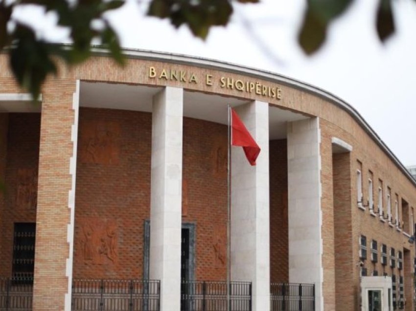 Banka e Shqipërisë nuk ndërhyn për euron: Tregu funksionon normalisht, nuk ka çrregullime