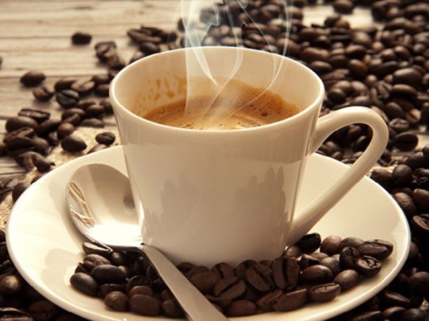 Ja sa filxhan kafe duhet të pini gjatë një dite