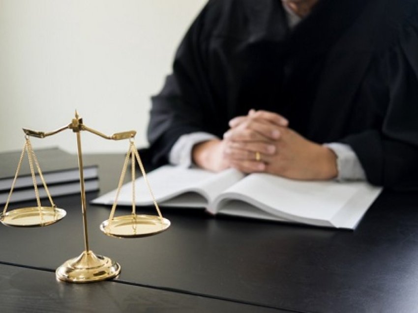 ​Dënime “të buta” për prokurorët që bëjnë shkelje