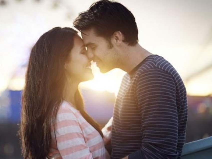 Puthja me partnerin tregon një shumëllojshmëri informacionesh të pavetëdijshme