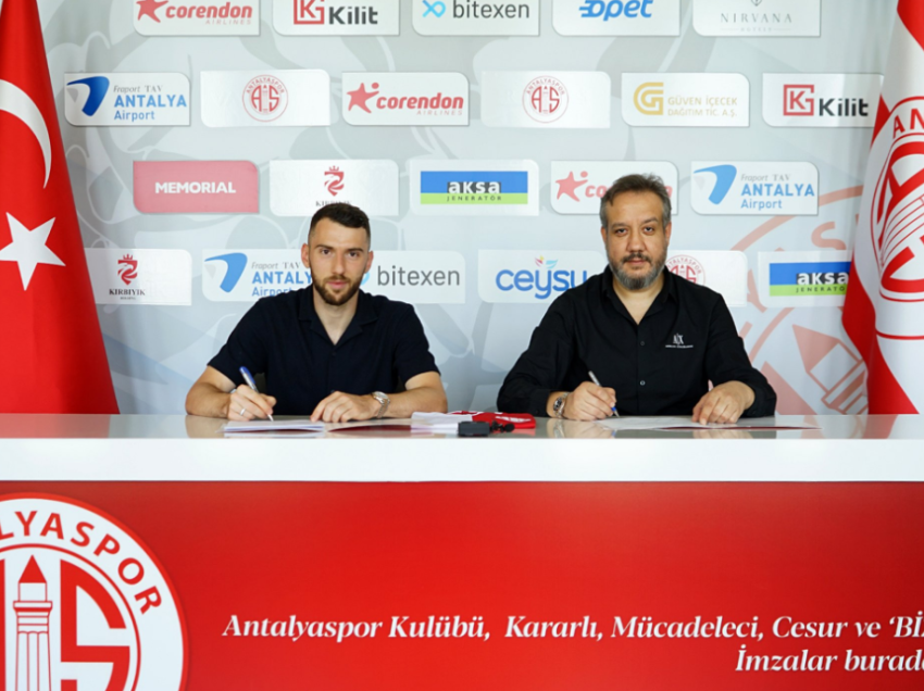 Bytyqi transferohet te Antalyaspor